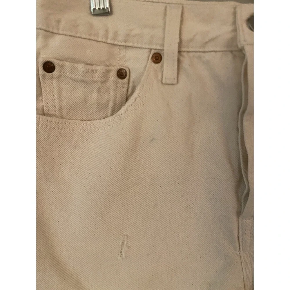 Levi's 501‎ Ivory Distressed Shorts 29 Button Fly